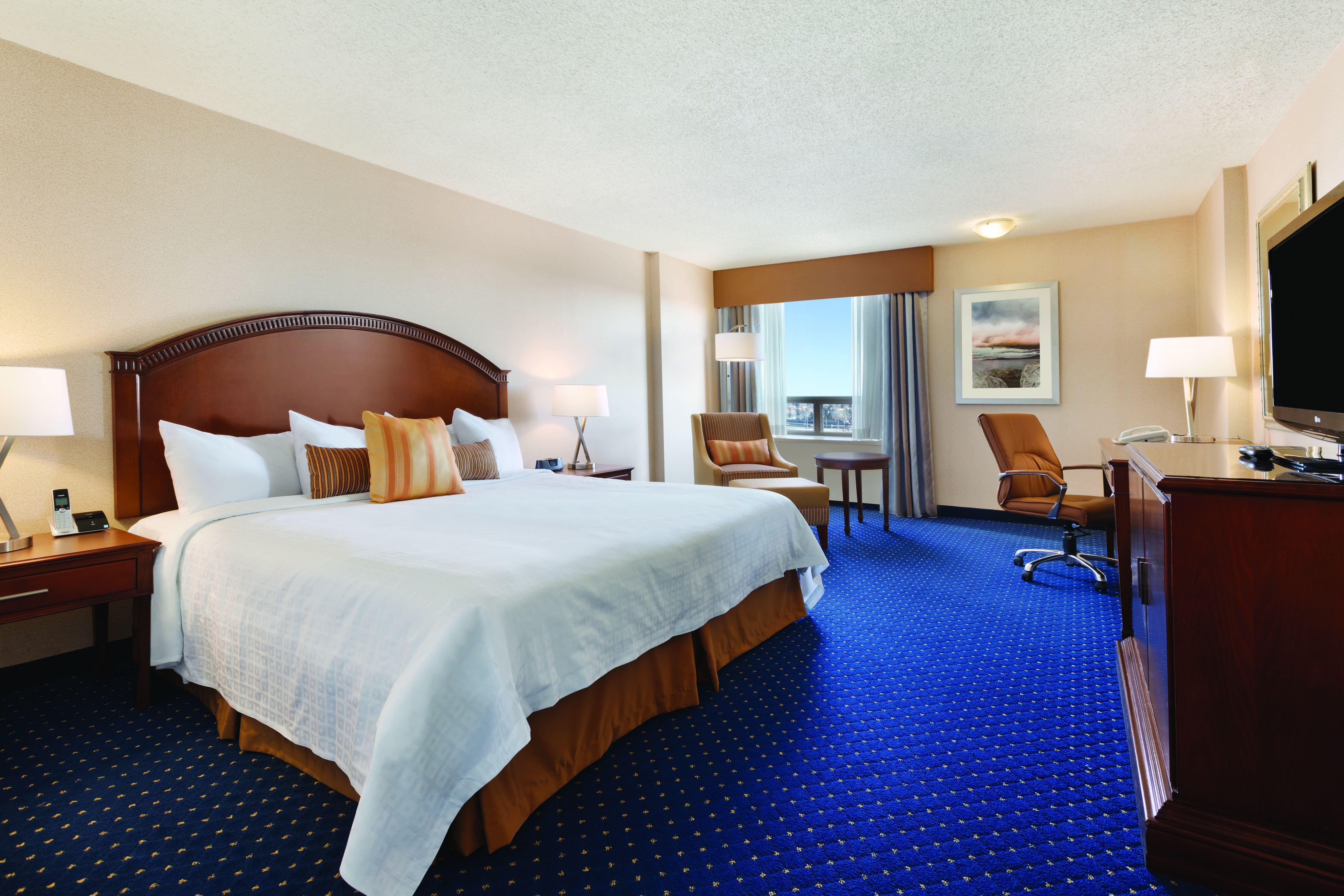 Best Western Premier Calgary Plaza Hotel&Conference Centre Exterior foto